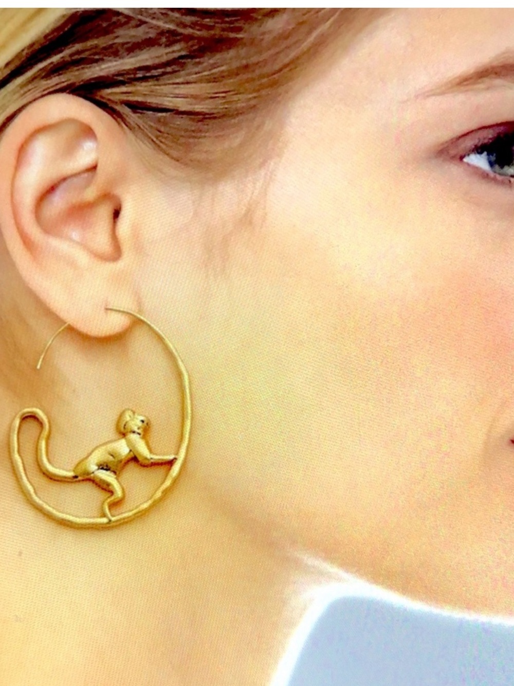 ❌PRICE DROP ❌BNWT TORI BURCH GOLD MONKEY CALL of the WILD EARRINGS.